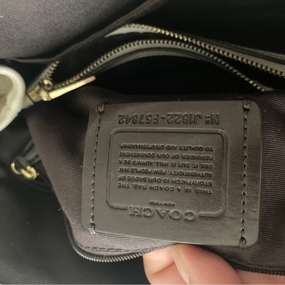 Authentic Coach Drawstring Carryall Bag - Picture 5 of 5